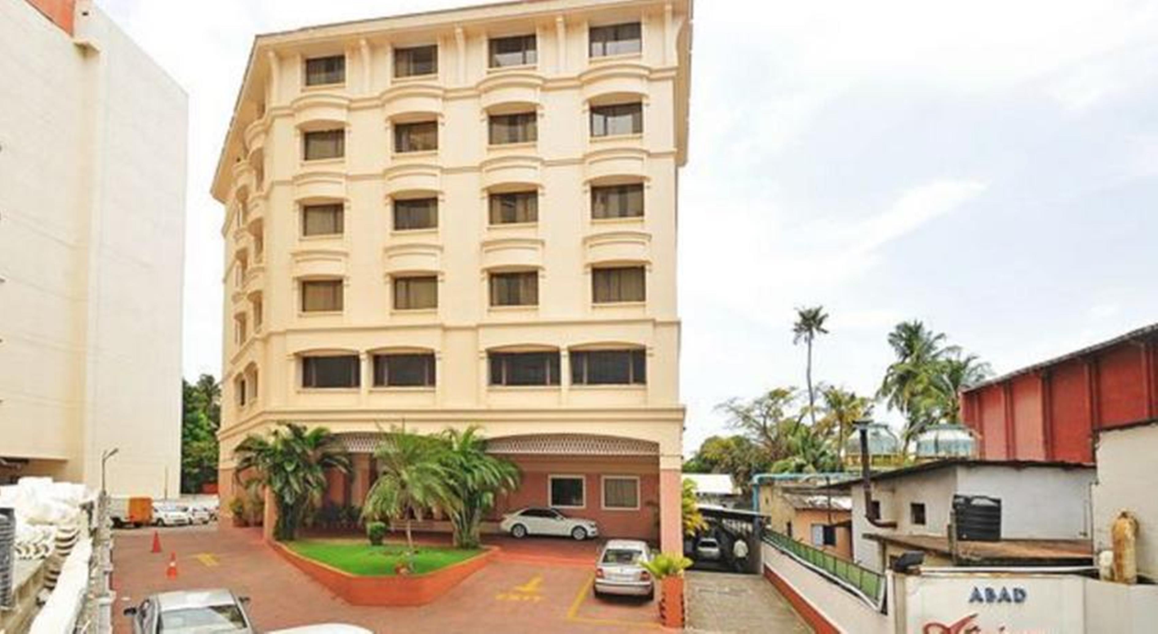 Готель Abad Atrium Kochi Екстер'єр фото