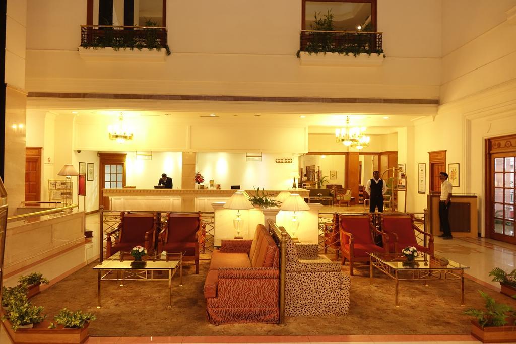 Готель Abad Atrium Kochi Екстер'єр фото